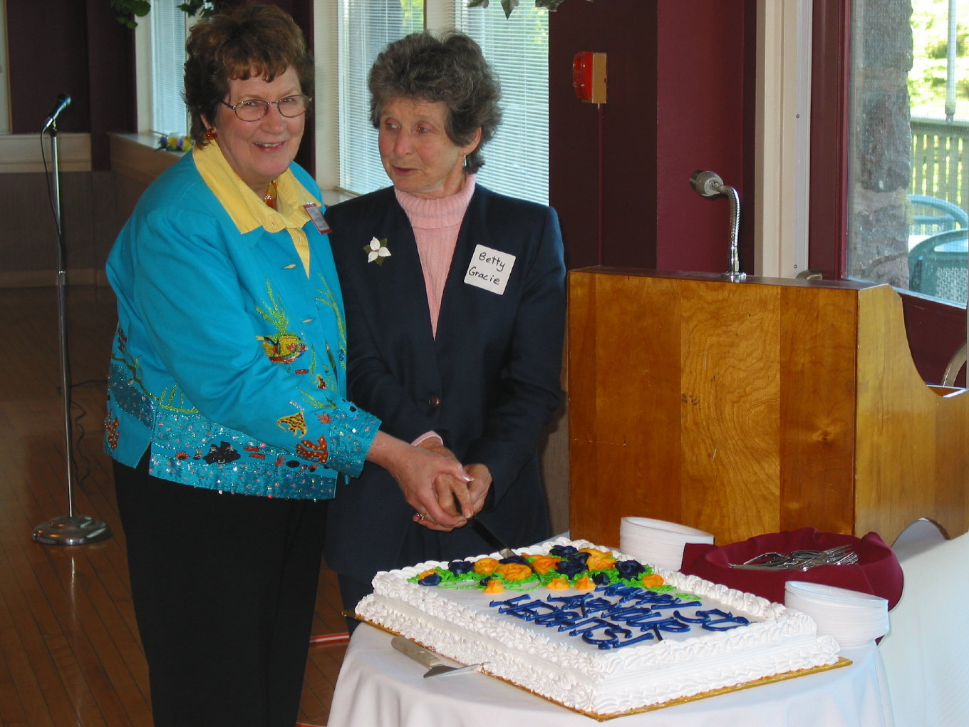 Elaine Spence-Nancekievill and Betty Berrett-Gracie A