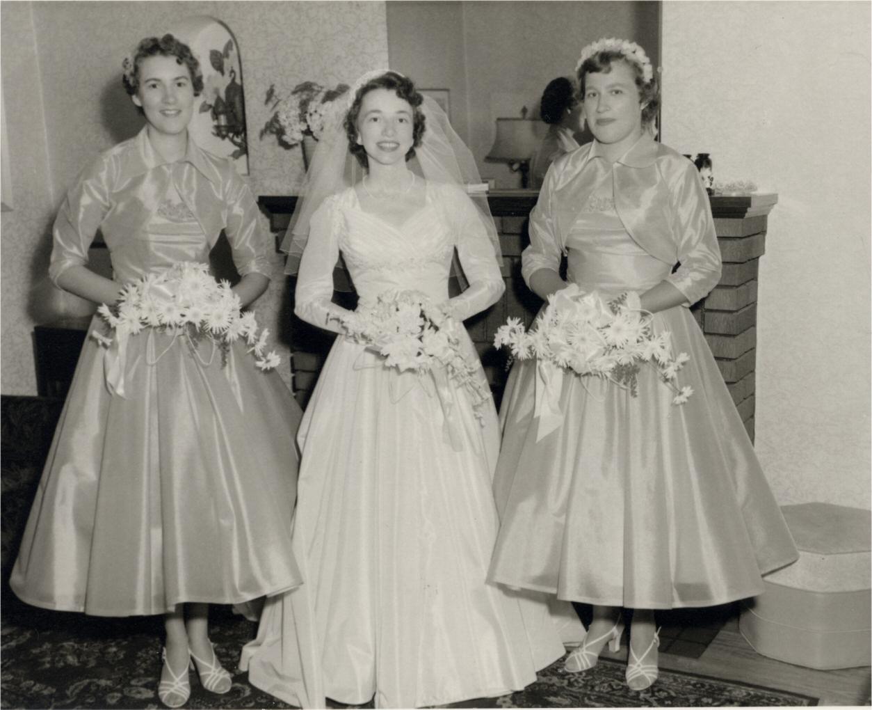 1954 Elaine Spence Jean (Leach) Montieth is bride and Betty Grant