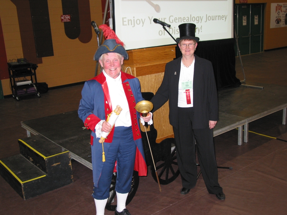 Town_Crier_and_Nancy_Trimble_2006.jpg