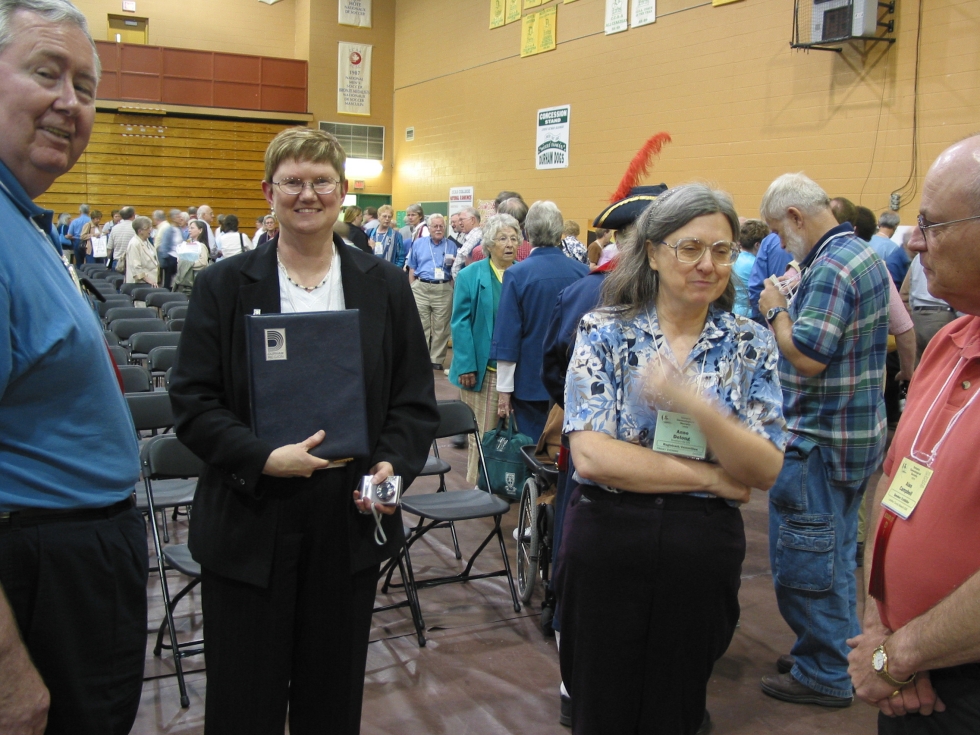 seminar_2006_chair_Nancy_Trimble_centre.jpg